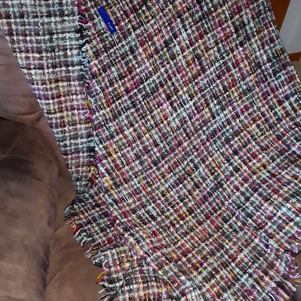 Women's Large Woven Scarf